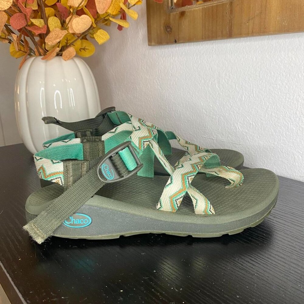 Womens Chaco Sandles